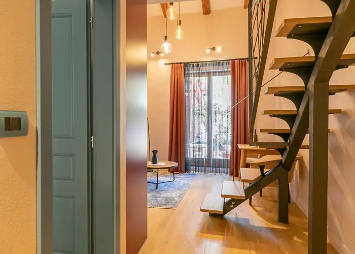 Jupiter Center Διαμέρισμα Πούλα